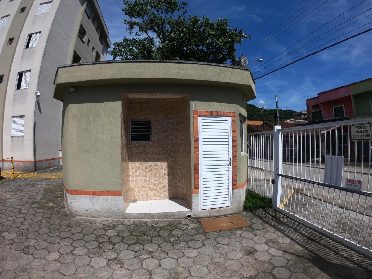 Apto Pertinho Da Praia - Lindo E Equipado! Internet 400Mb E 3 Tvs - Completo! Tv A Cabo Ubatuba Luaran gambar